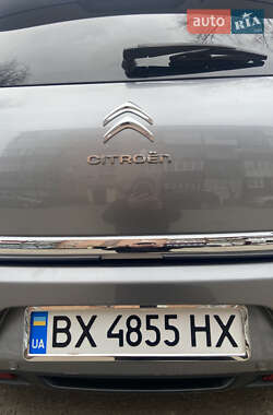 Внедорожник / Кроссовер Citroen C4 Aircross 2014 в 