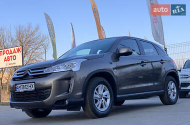 Позашляховик / Кросовер Citroen C4 Aircross 2012 в 