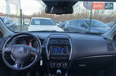 Позашляховик / Кросовер Citroen C4 Aircross 2012 в 