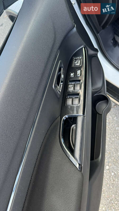 Внедорожник / Кроссовер Citroen C4 Aircross 2014 в Николаеве фото 7 Внедорожник / Кроссовер Citroen C4 Aircross 2014 в Николаеве