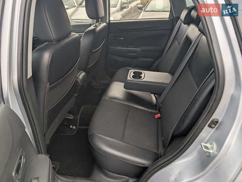 Внедорожник / Кроссовер Citroen C4 Aircross 2012 в Ровно фото 33 Внедорожник / Кроссовер Citroen C4 Aircross 2012 в Ровно