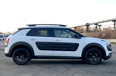 Внедорожник / Кроссовер Citroen C4 Cactus 2016 в Одессе