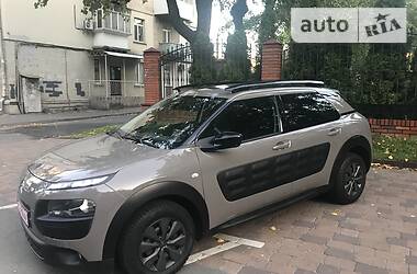 Хэтчбек Citroen C4 Cactus 2015 в Киеве