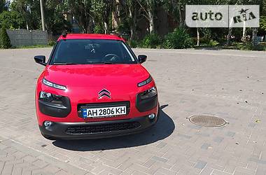 Внедорожник / Кроссовер Citroen C4 Cactus 2017 в Запорожье