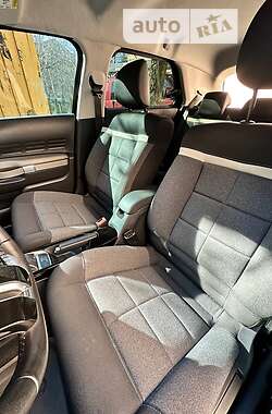 Внедорожник / Кроссовер Citroen C4 Cactus 2019 в 