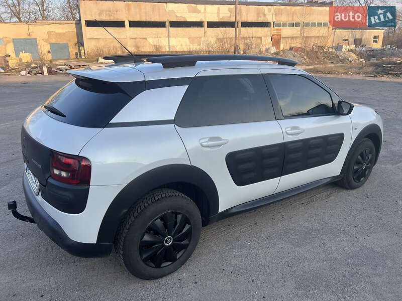Хэтчбек Citroen C4 Cactus 2015 в Томашполе