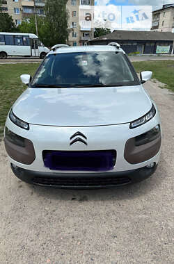 Внедорожник / Кроссовер Citroen C4 Cactus 2016 в 