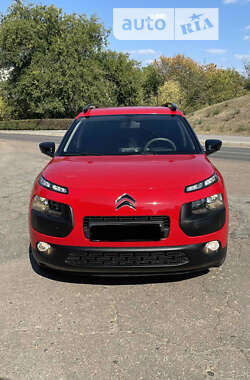 Внедорожник / Кроссовер Citroen C4 Cactus 2016 в 
