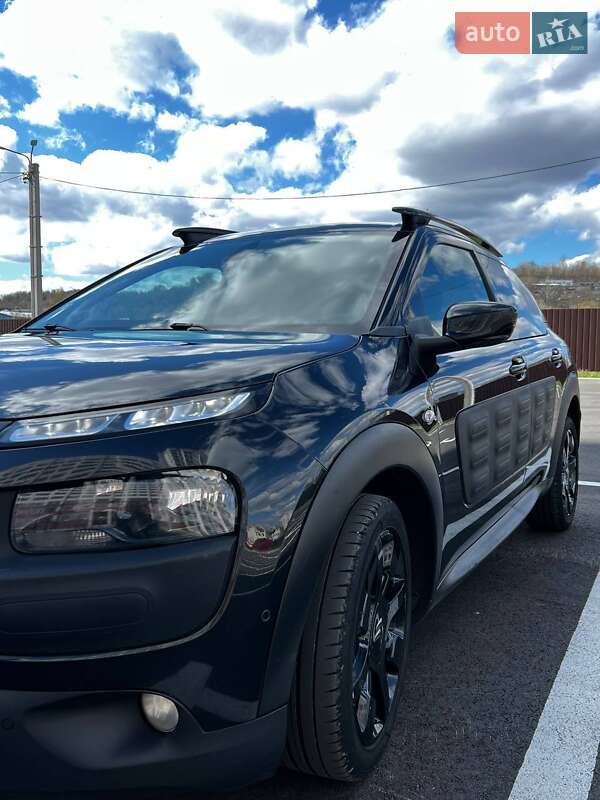 Внедорожник / Кроссовер Citroen C4 Cactus 2015 в Харькове