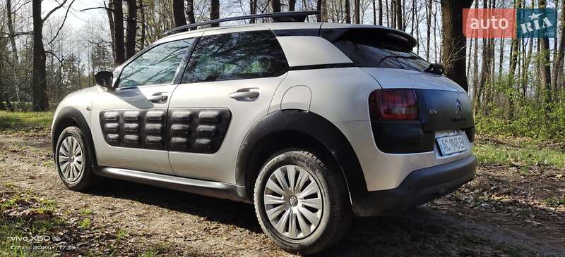 Позашляховик / Кросовер Citroen C4 Cactus 2015 в Луцьку