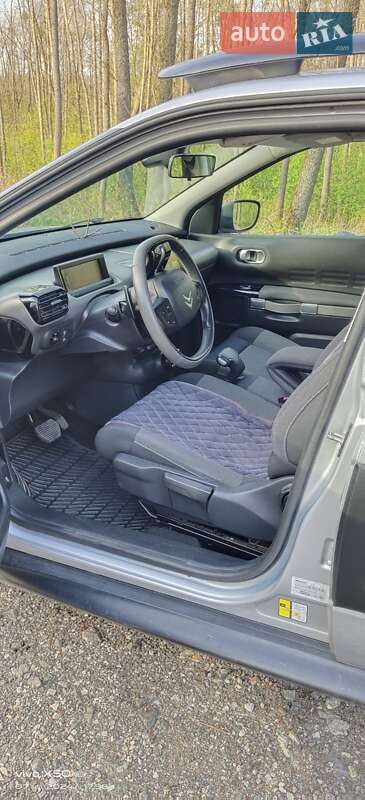 Позашляховик / Кросовер Citroen C4 Cactus 2015 в Луцьку