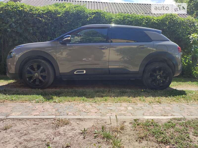 Внедорожник / Кроссовер Citroen C4 Cactus 2018 в Львове