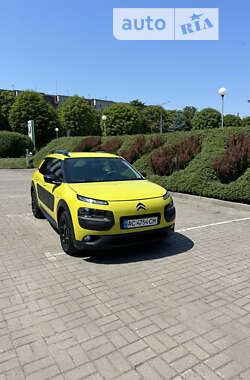 Внедорожник / Кроссовер Citroen C4 Cactus 2017 в Киеве