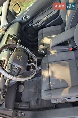Внедорожник / Кроссовер Citroen C4 Cactus 2016 в 
