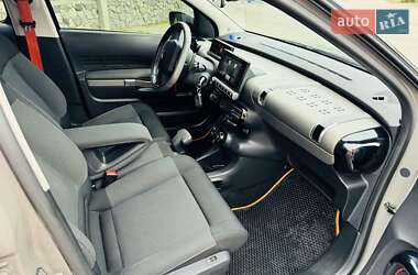 Внедорожник / Кроссовер Citroen C4 Cactus 2016 в 