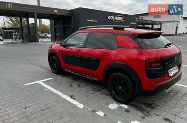 Внедорожник / Кроссовер Citroen C4 Cactus 2016 в 