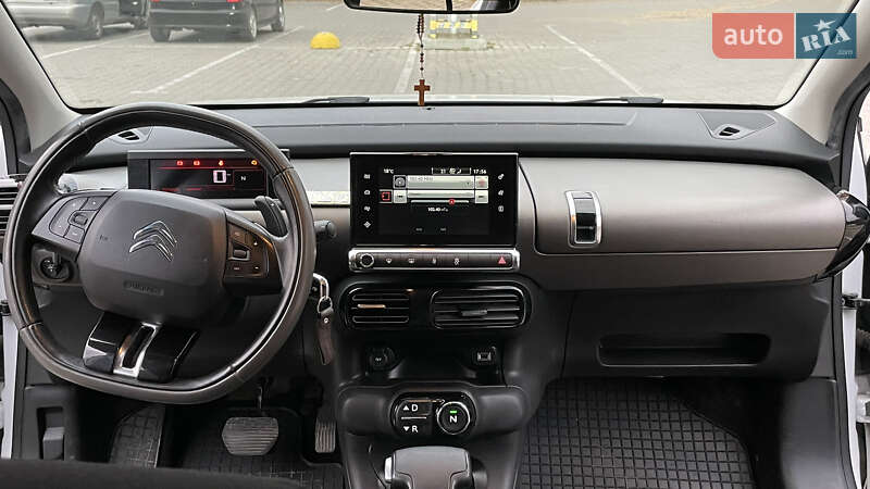 Внедорожник / Кроссовер Citroen C4 Cactus 2014 в Ужгороде