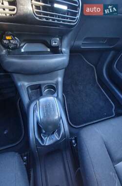 Внедорожник / Кроссовер Citroen C4 Cactus 2014 в 