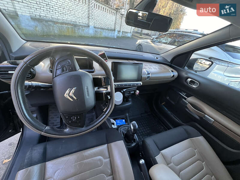 Внедорожник / Кроссовер Citroen C4 Cactus 2015 в Виннице