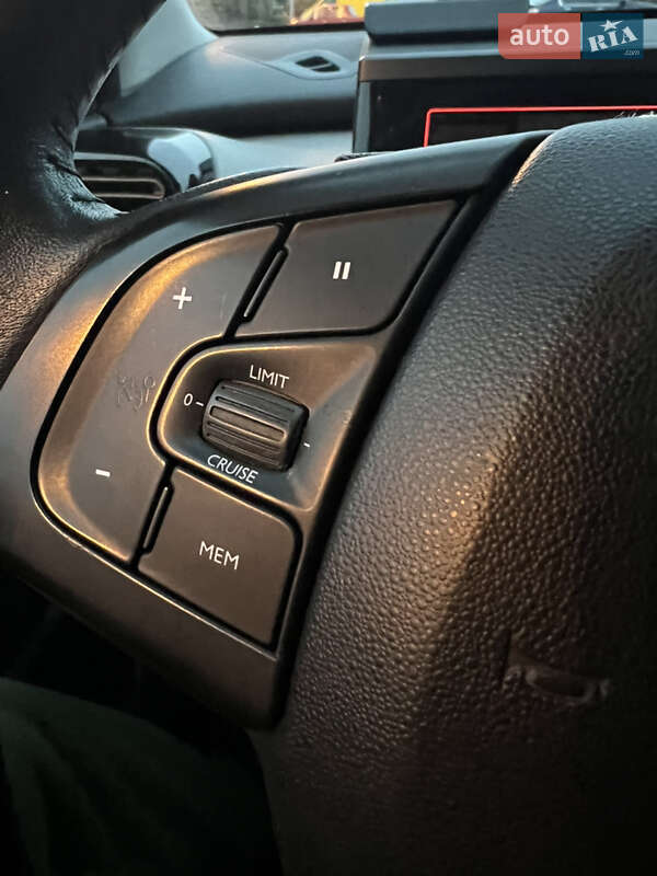 Внедорожник / Кроссовер Citroen C4 Cactus 2016 в Днепре