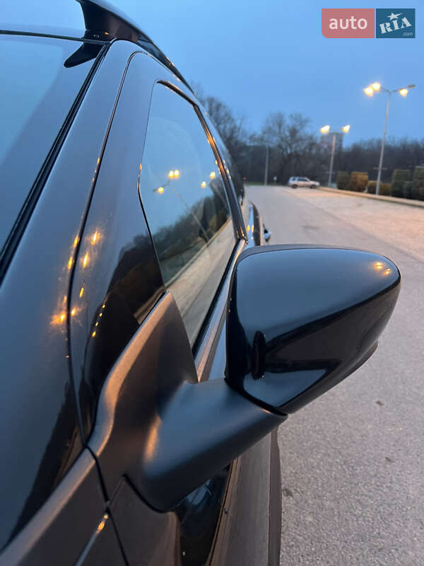 Внедорожник / Кроссовер Citroen C4 Cactus 2016 в Днепре