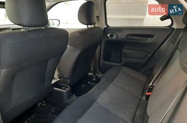 Внедорожник / Кроссовер Citroen C4 Cactus 2015 в 