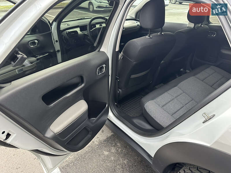 Внедорожник / Кроссовер Citroen C4 Cactus 2018 в Киеве