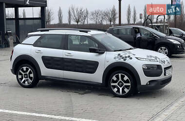 Внедорожник / Кроссовер Citroen C4 Cactus 2015 в Черновцах