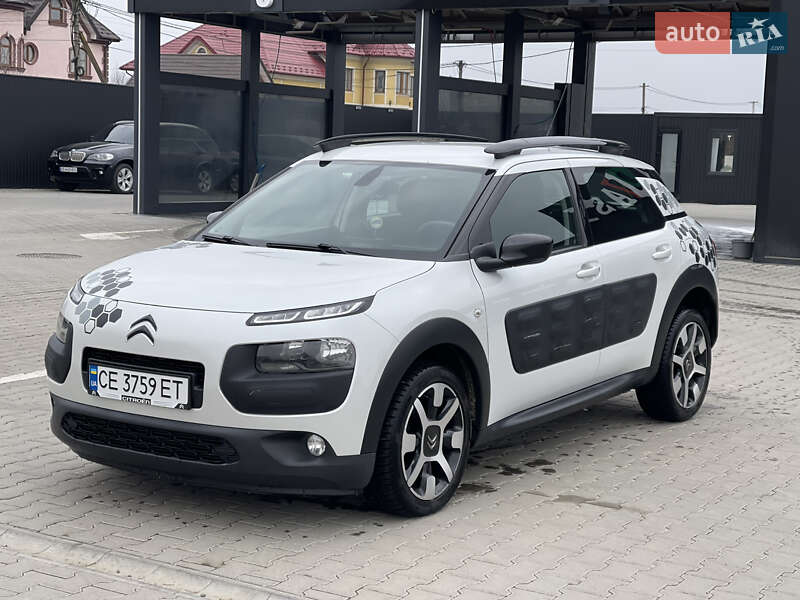 Внедорожник / Кроссовер Citroen C4 Cactus 2015 в Черновцах