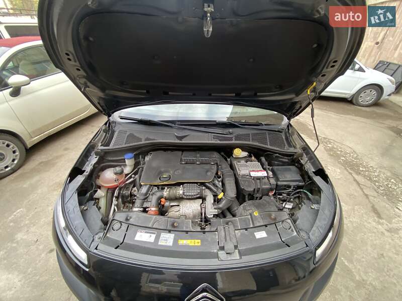 Внедорожник / Кроссовер Citroen C4 Cactus 2014 в Тернополе фото 21 Внедорожник / Кроссовер Citroen C4 Cactus 2014 в Тернополе