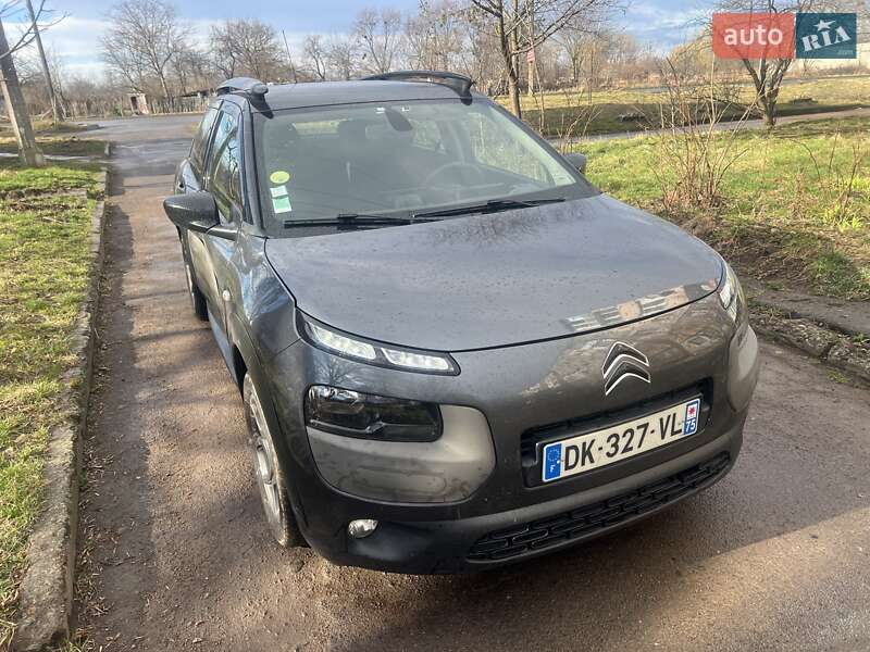 Позашляховик / Кросовер Citroen C4 Cactus 2014 в Івано-Франківську