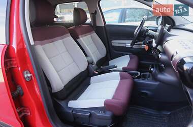 Позашляховик / Кросовер Citroen C4 Cactus 2018 в 