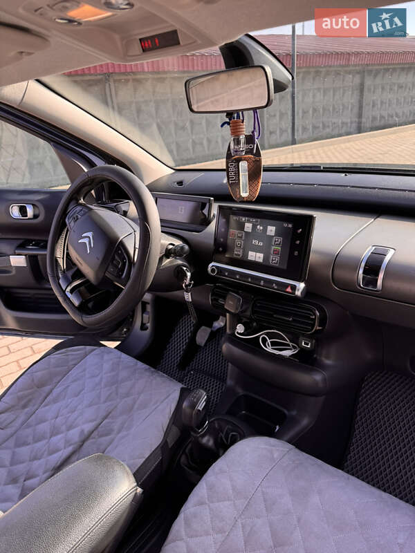 Внедорожник / Кроссовер Citroen C4 Cactus 2015 в Радехове