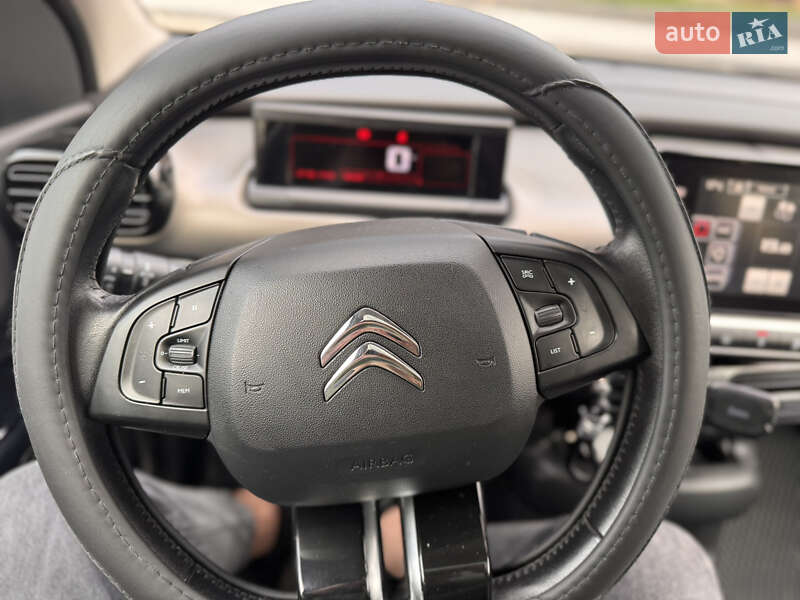 Внедорожник / Кроссовер Citroen C4 Cactus 2015 в Радехове