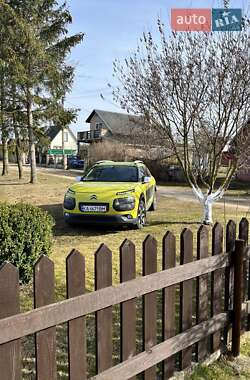 Внедорожник / Кроссовер Citroen C4 Cactus 2016 в 