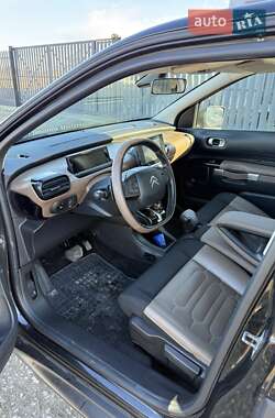 Внедорожник / Кроссовер Citroen C4 Cactus 2016 в 