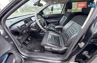 Позашляховик / Кросовер Citroen C4 Cactus 2015 в Запоріжжі