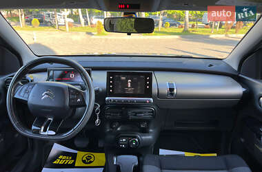Внедорожник / Кроссовер Citroen C4 Cactus 2015 в 