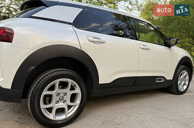 Внедорожник / Кроссовер Citroen C4 Cactus 2020 в 