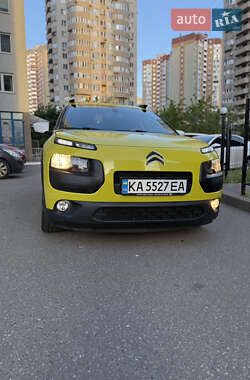 Позашляховик / Кросовер Citroen C4 Cactus 2016 в 