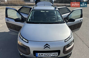 Внедорожник / Кроссовер Citroen C4 Cactus 2014 в 