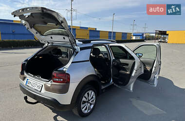 Внедорожник / Кроссовер Citroen C4 Cactus 2014 в 