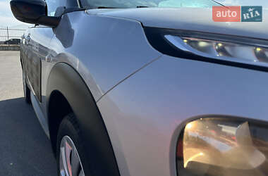 Внедорожник / Кроссовер Citroen C4 Cactus 2014 в 