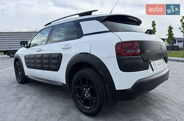 Внедорожник / Кроссовер Citroen C4 Cactus 2018 в 