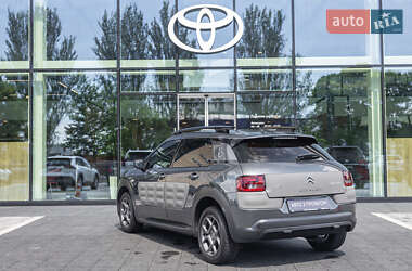 Хэтчбек Citroen C4 Cactus 2016 в 