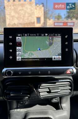 Внедорожник / Кроссовер Citroen C4 Cactus 2015 в 