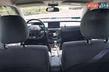 Внедорожник / Кроссовер Citroen C4 Cactus 2019 в 