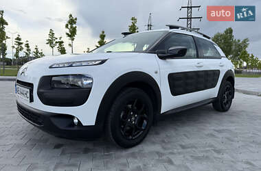 Внедорожник / Кроссовер Citroen C4 Cactus 2018 в 