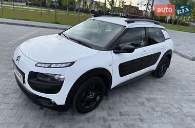 Позашляховик / Кросовер Citroen C4 Cactus 2018 в 