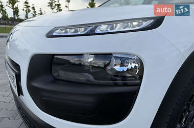 Позашляховик / Кросовер Citroen C4 Cactus 2018 в 